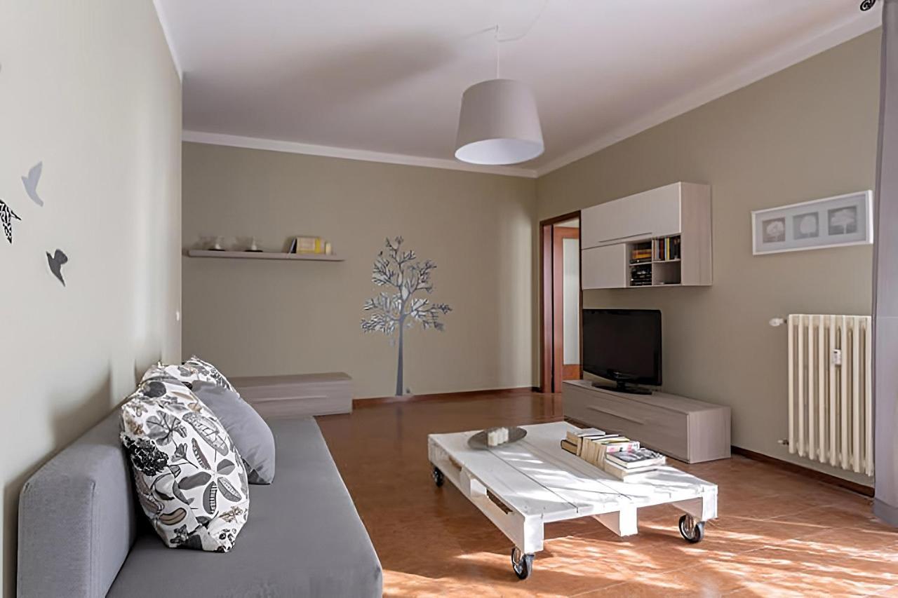 Natural Chic - Close To City Center And Beach - Parking Desenzano del Garda Exterior foto